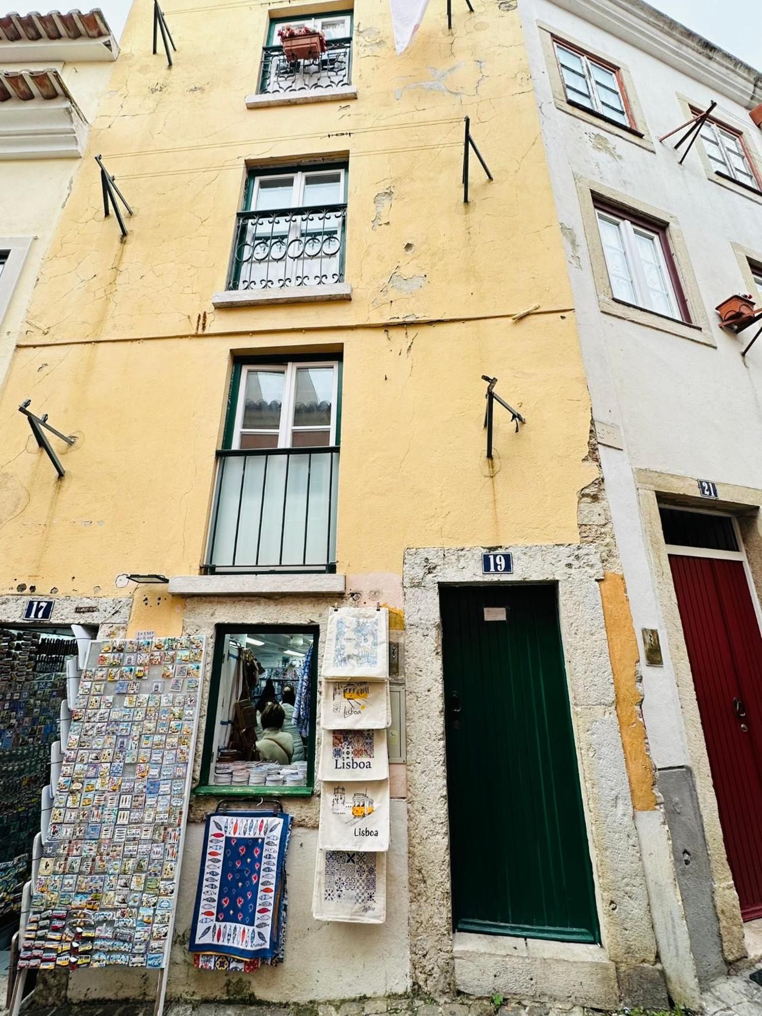 Apartment Castle Cozy Lisbon